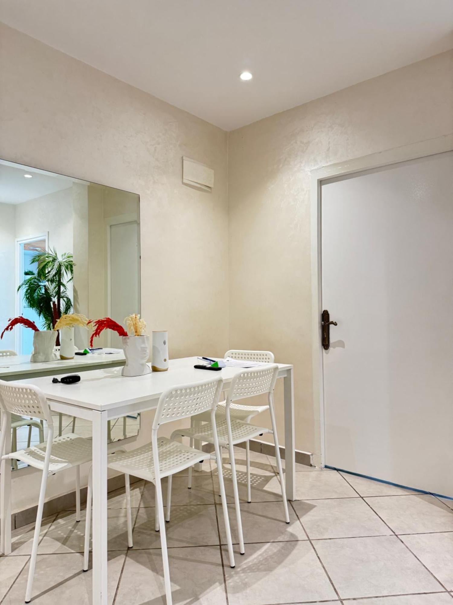 Suitouiss - Ocean 1 - Appartement Centre Ville Au Front De Mer Rabat Exterior photo